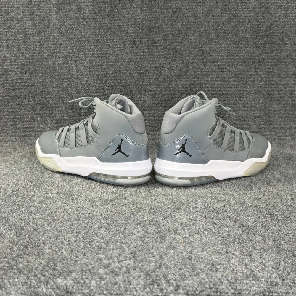 Jordan max aura